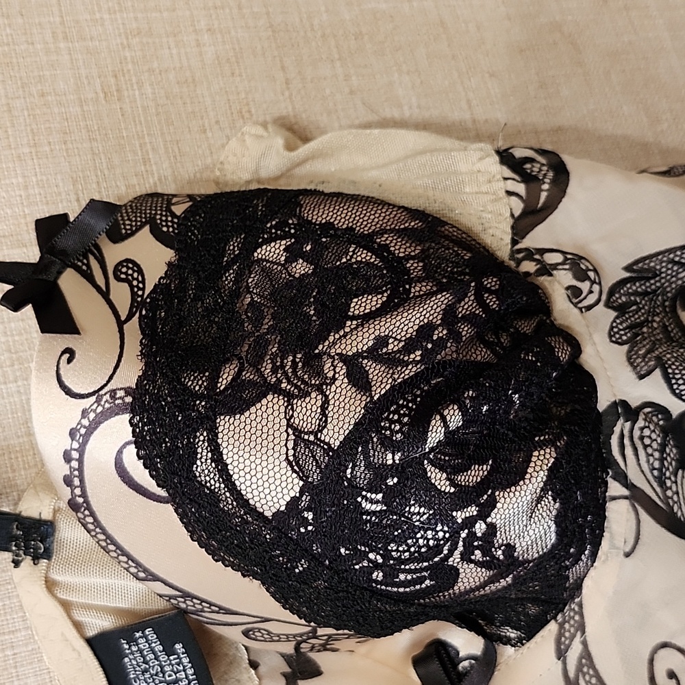 Apt. 9 Black Floral Lace Chemise with Matching Thong - Cream & Black - Picture 5 of 10